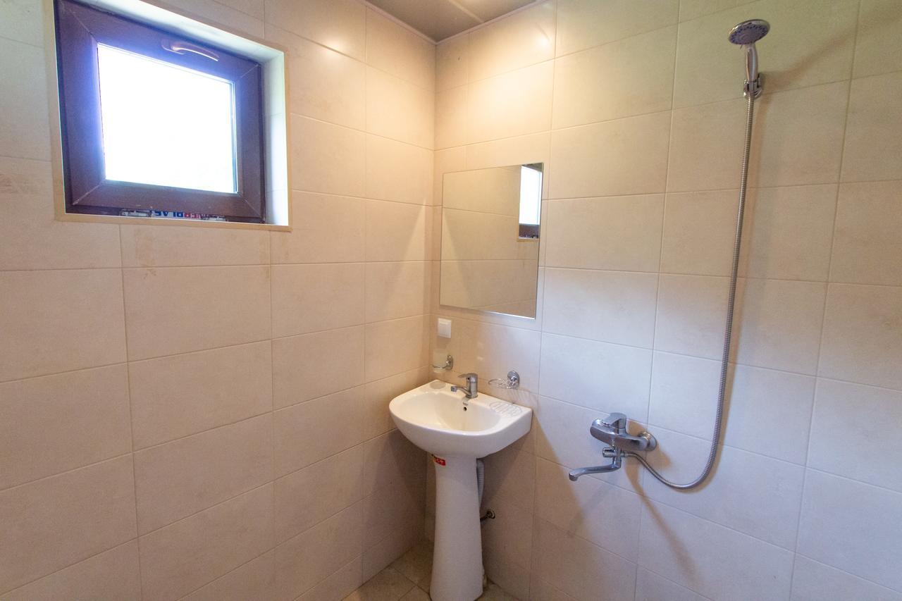 Guesthouse Gio Kashveti Εξωτερικό φωτογραφία