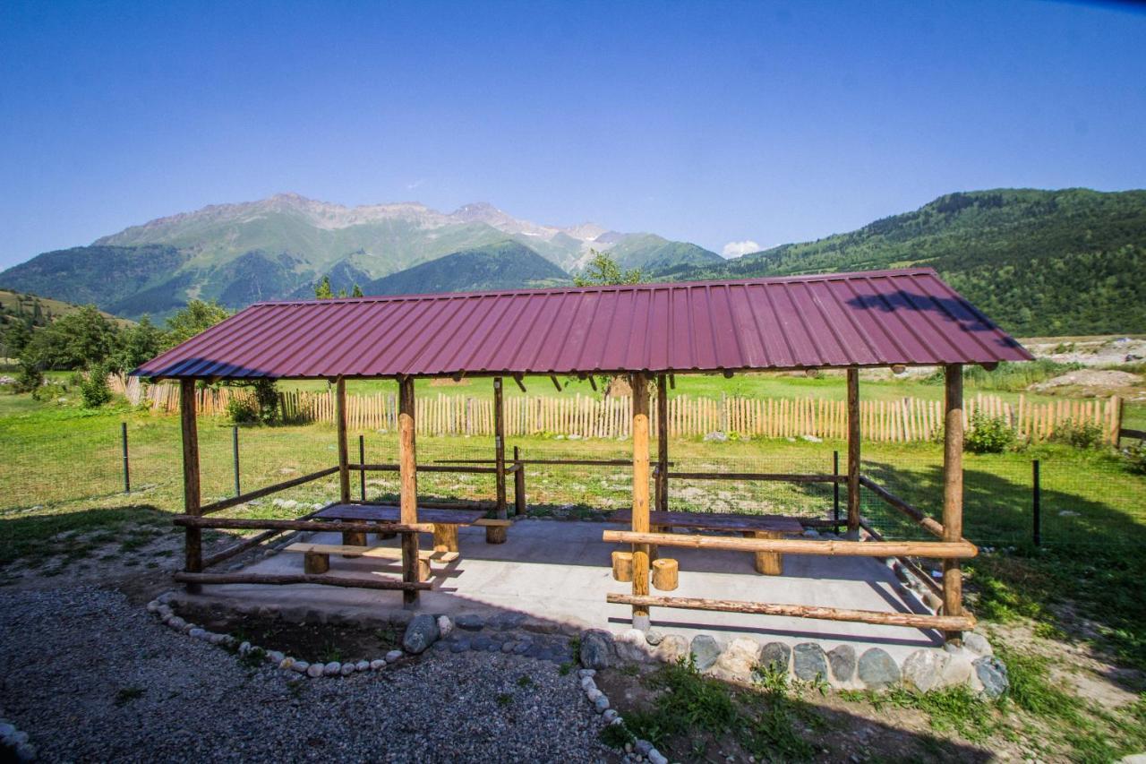 Guesthouse Gio Kashveti Εξωτερικό φωτογραφία