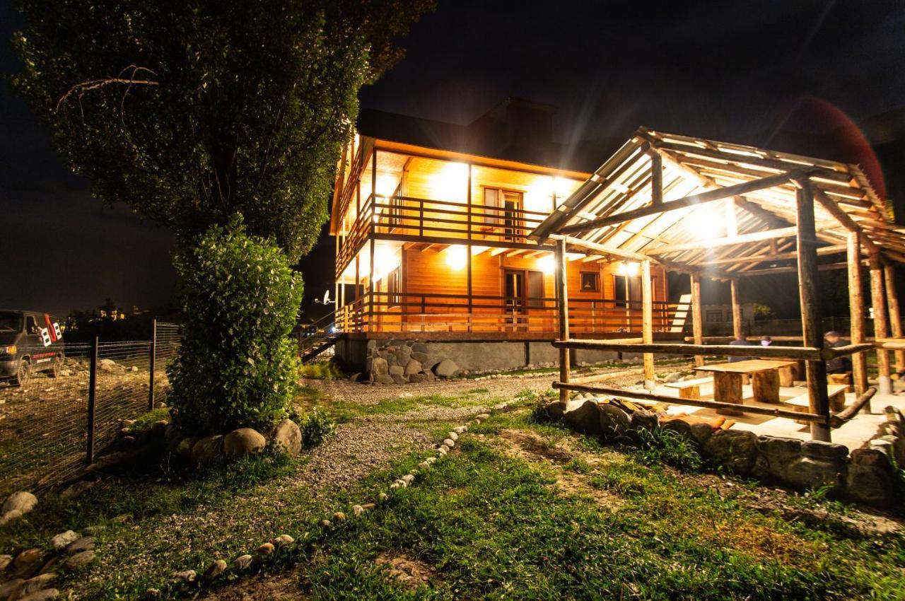 Guesthouse Gio Kashveti Εξωτερικό φωτογραφία